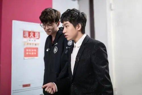 
LPL牌面！阿布登上央视 说亚运会荣誉感最强 对厂长这样评价_beat365亚洲体育官方网站(图9)