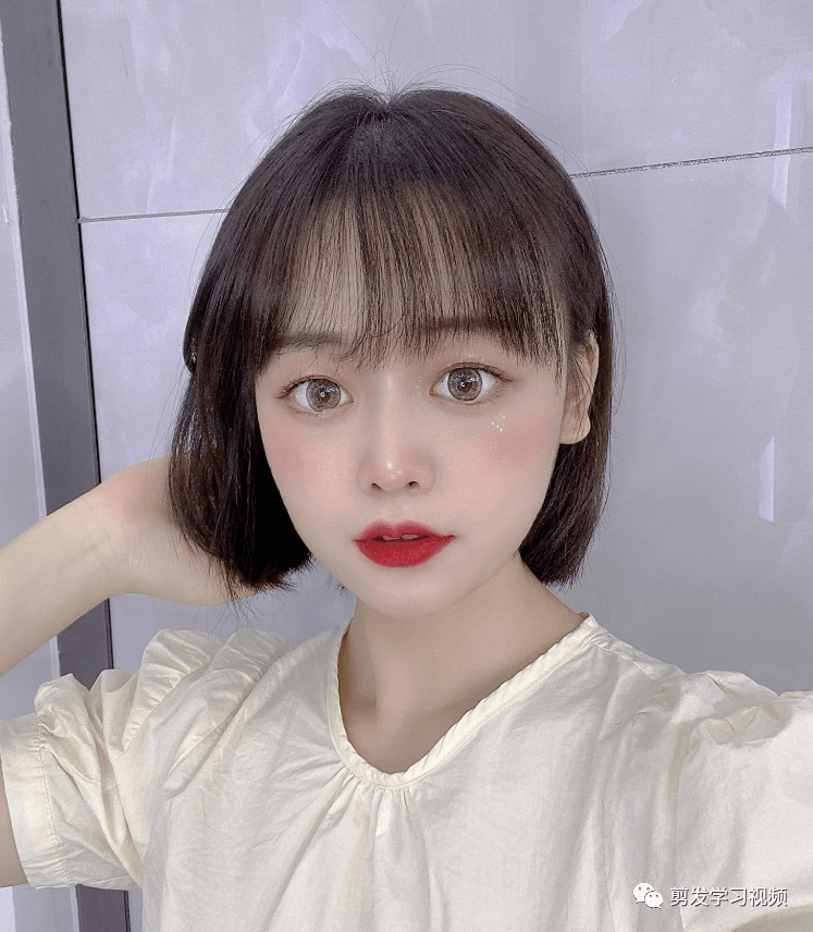 2020最火减龄超短发(25)款【beat365官网】(图36)
2020最火减龄超短发(25)款【beat365官网】(图36)