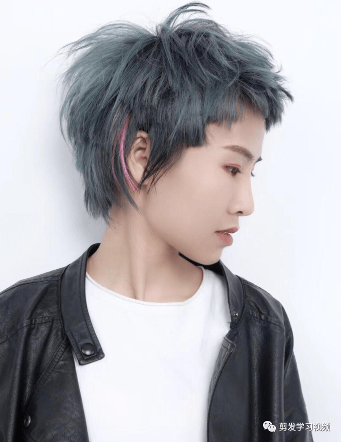 2020最火减龄超短发(25)款【beat365官网】(图57)
2020最火减龄超短发(25)款【beat365官网】(图57)