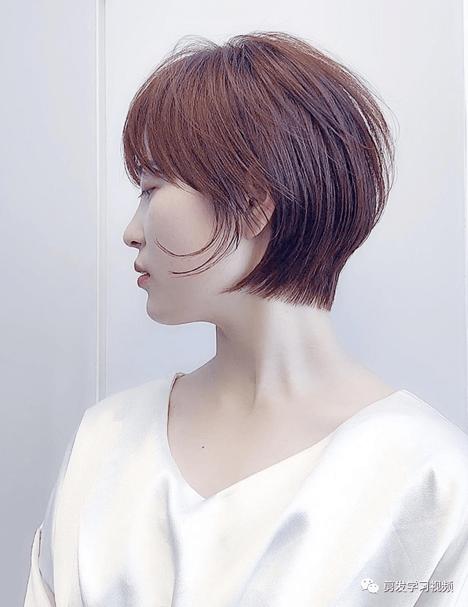 2020最火减龄超短发(25)款【beat365官网】(图84)
2020最火减龄超短发(25)款【beat365官网】(图84)