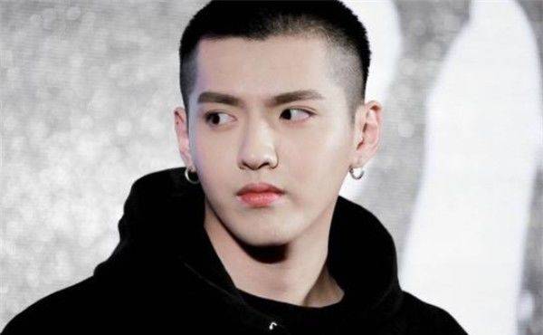 
身价过亿却孤身一人的4位明星 杨洋上榜 古天乐称为中国男神：beat·365(图1)