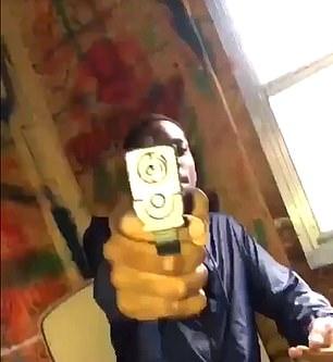 beat365官网-深度-复盘国足:终找到最合适阵型 郑智作用无可替代(图2) beat365官网